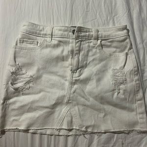 Hollister high rise denim skirt. Size 1. Good condition.